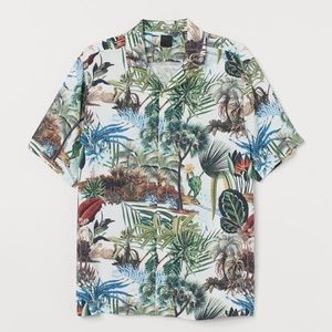 H&M - Patterned Resort Shirt SIZE L